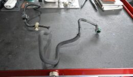 メガーヌ2RS 燃料漏れの修理