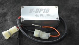 トゥインゴ3 にV-UP16のセットアップ